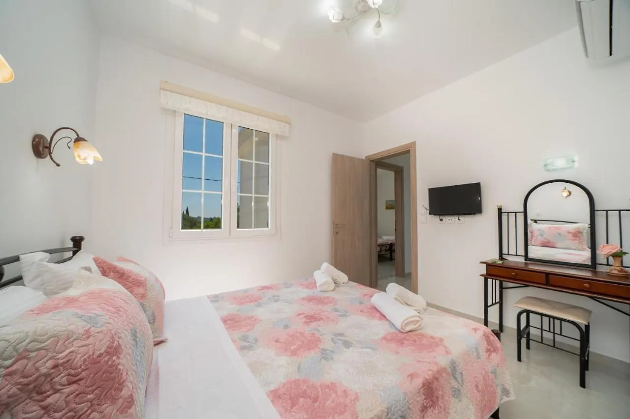 Holiday home Villa Erasmia- House 2 Upper Floor Svoronata