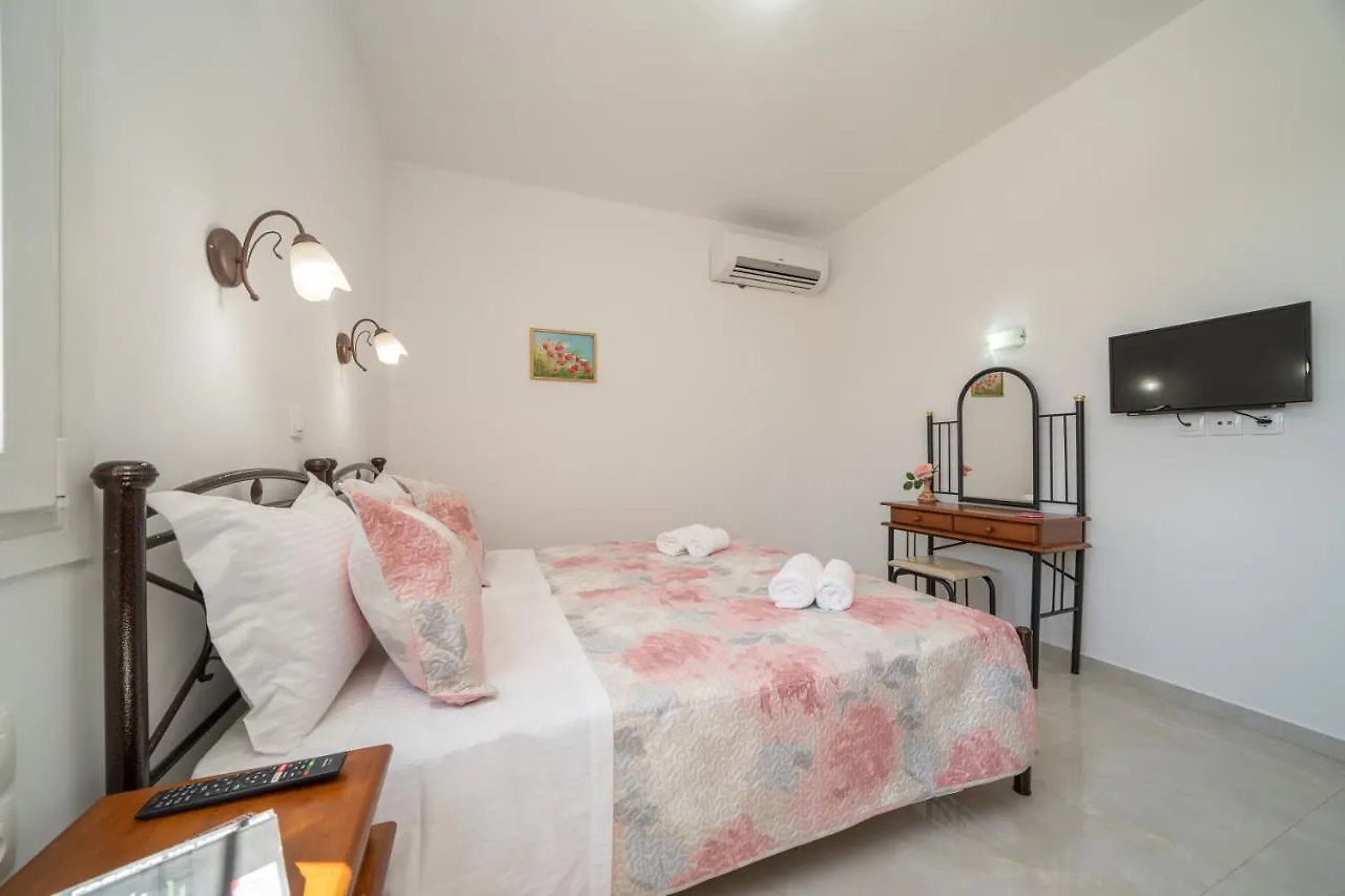 Holiday home Villa Erasmia- House 2 Upper Floor Svoronata