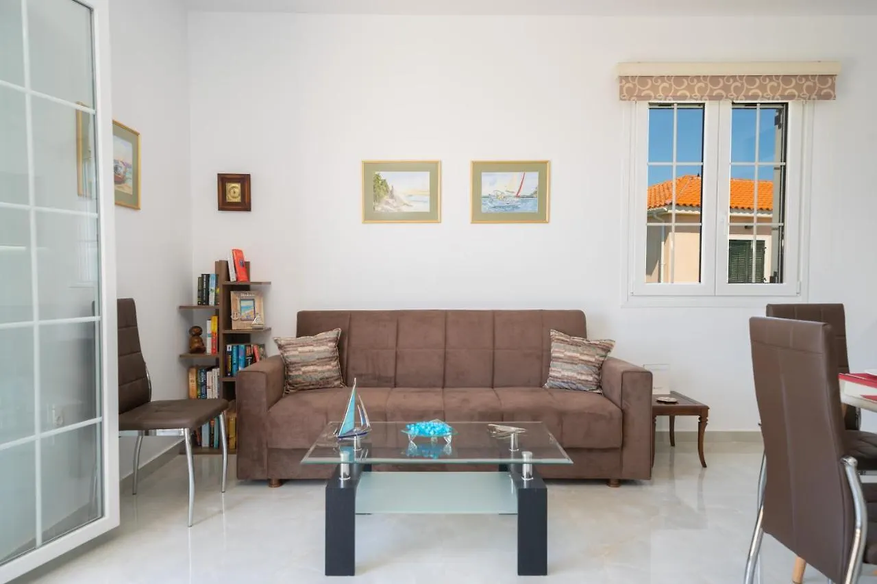 Holiday home Villa Erasmia- House 2 Upper Floor Svoronata